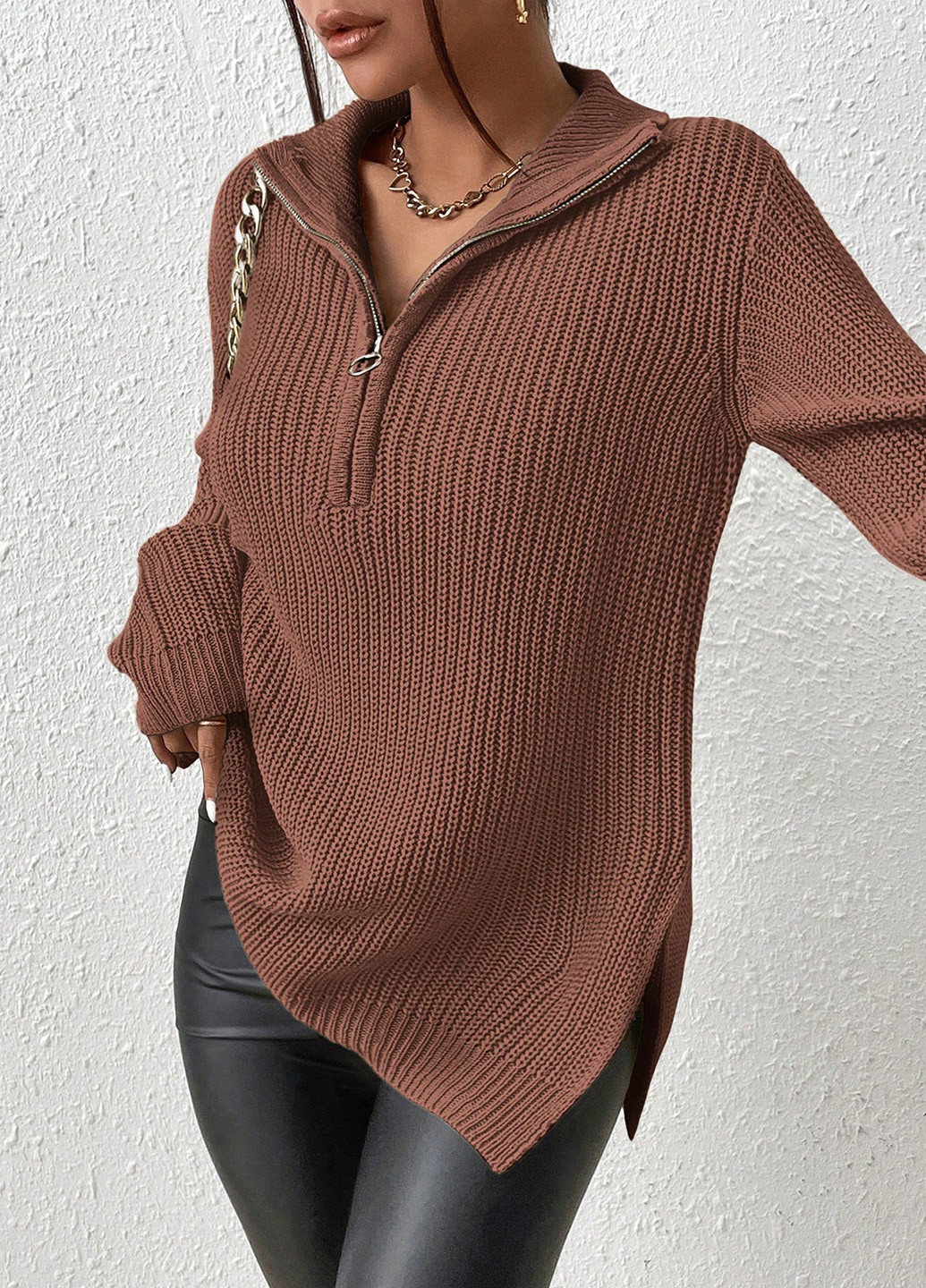 Светло-розовый демисезонный свитер SHEIN