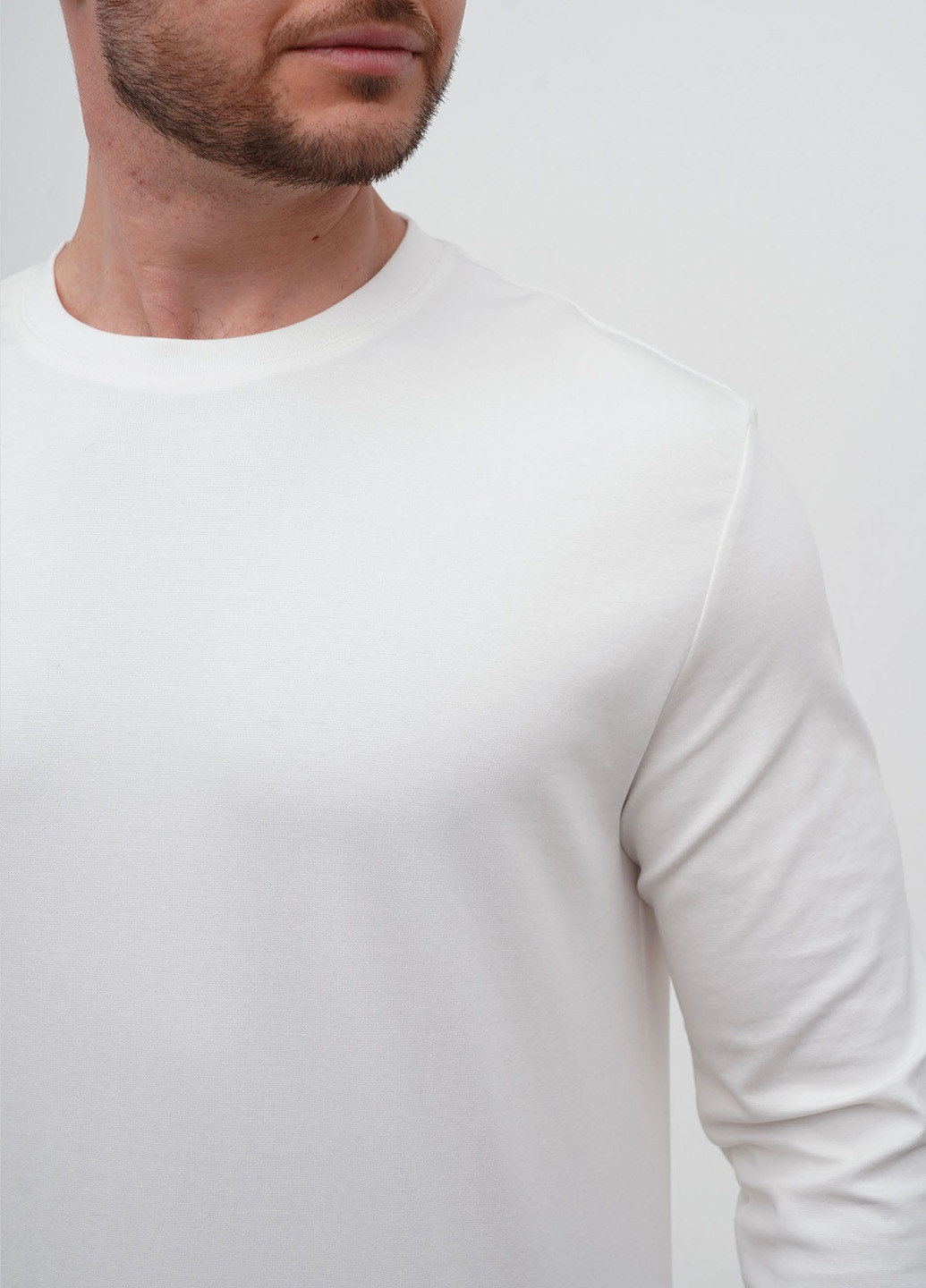 Белый демисезонный кэжуал лонгслив Trend Collection однотонный