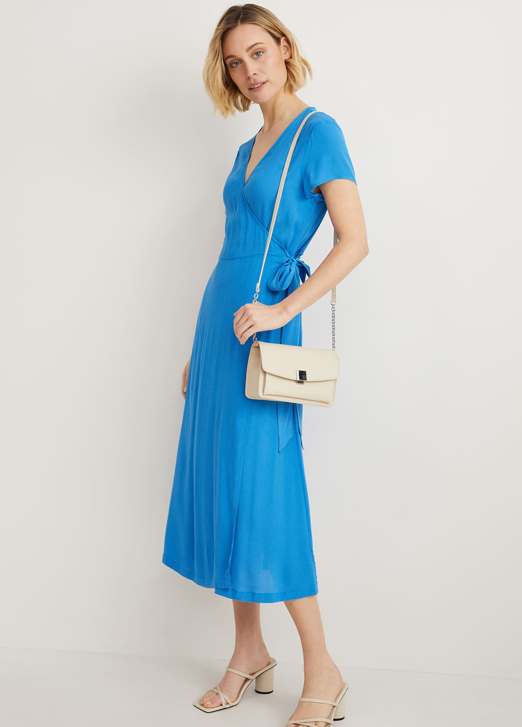 Синя кежуал сукня на запах C&A однотонна