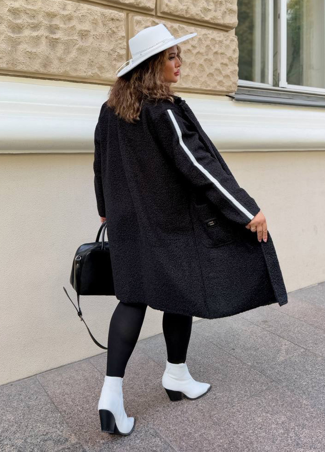 Чорне демісезонне Пальто двобортне No Brand