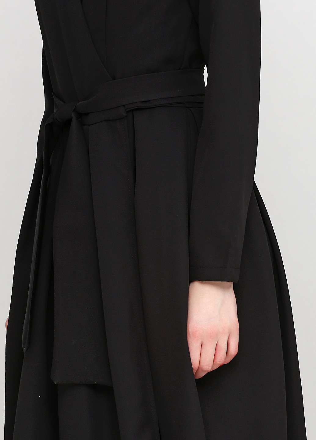 Черное вечернее платье Le'Katrin family однотонное