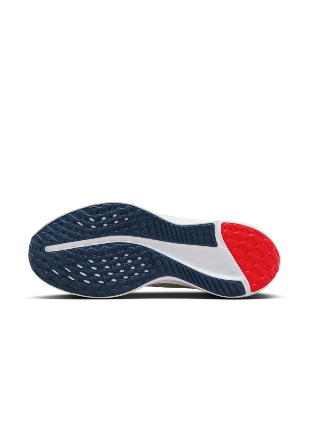 Цветные демисезонные кроссовки dd0204-009 Nike QUEST 5