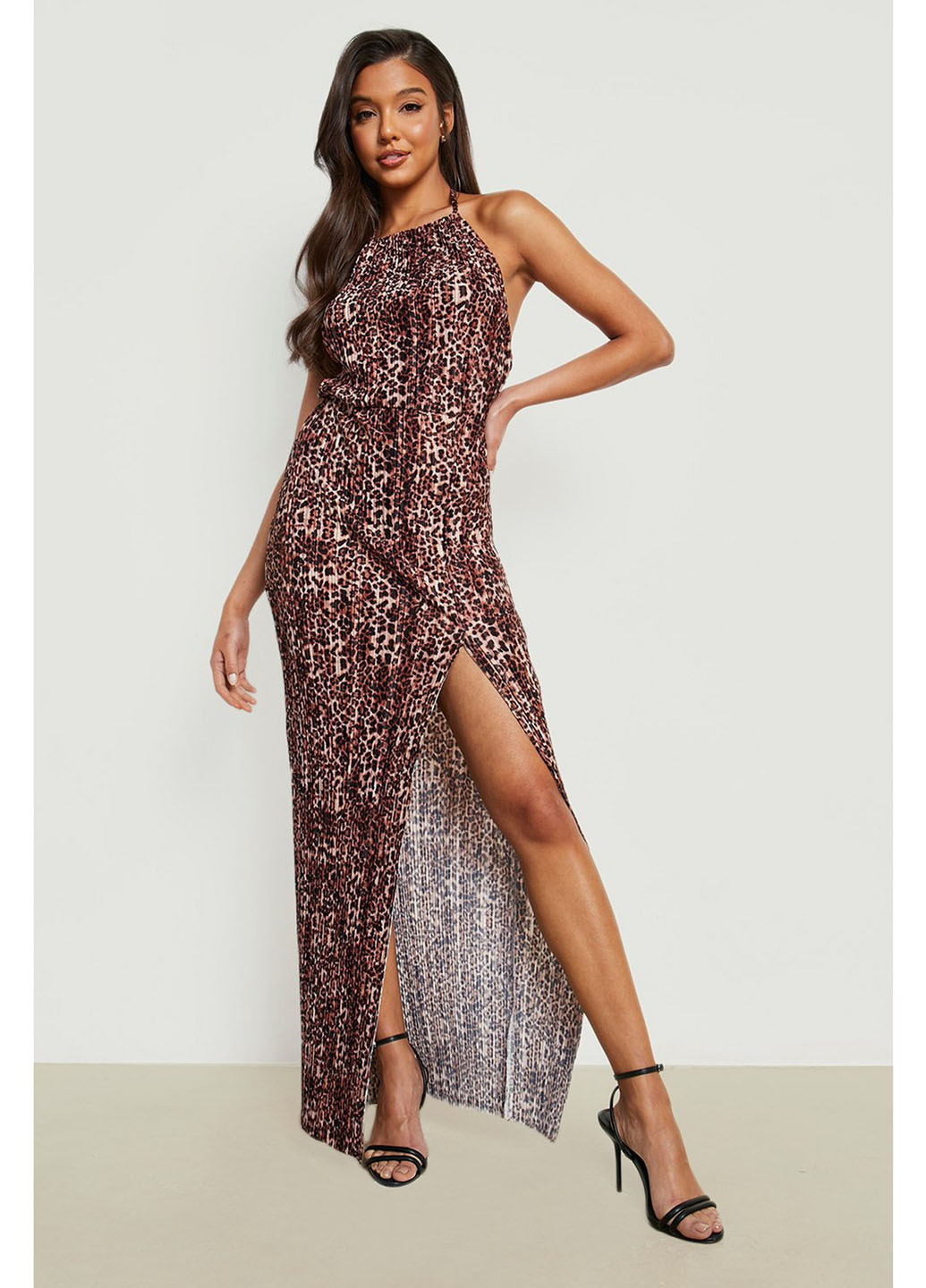 Коричневое вечернее, кэжуал платье плиссированное, с открытой спиной Boohoo леопардовый
