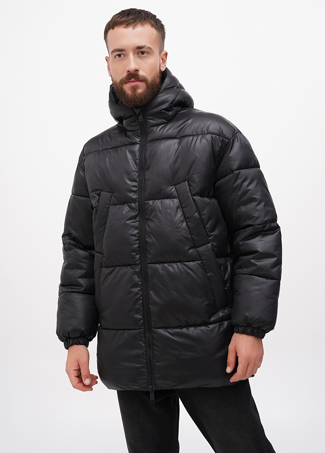 Чорна зимня куртка Weekday