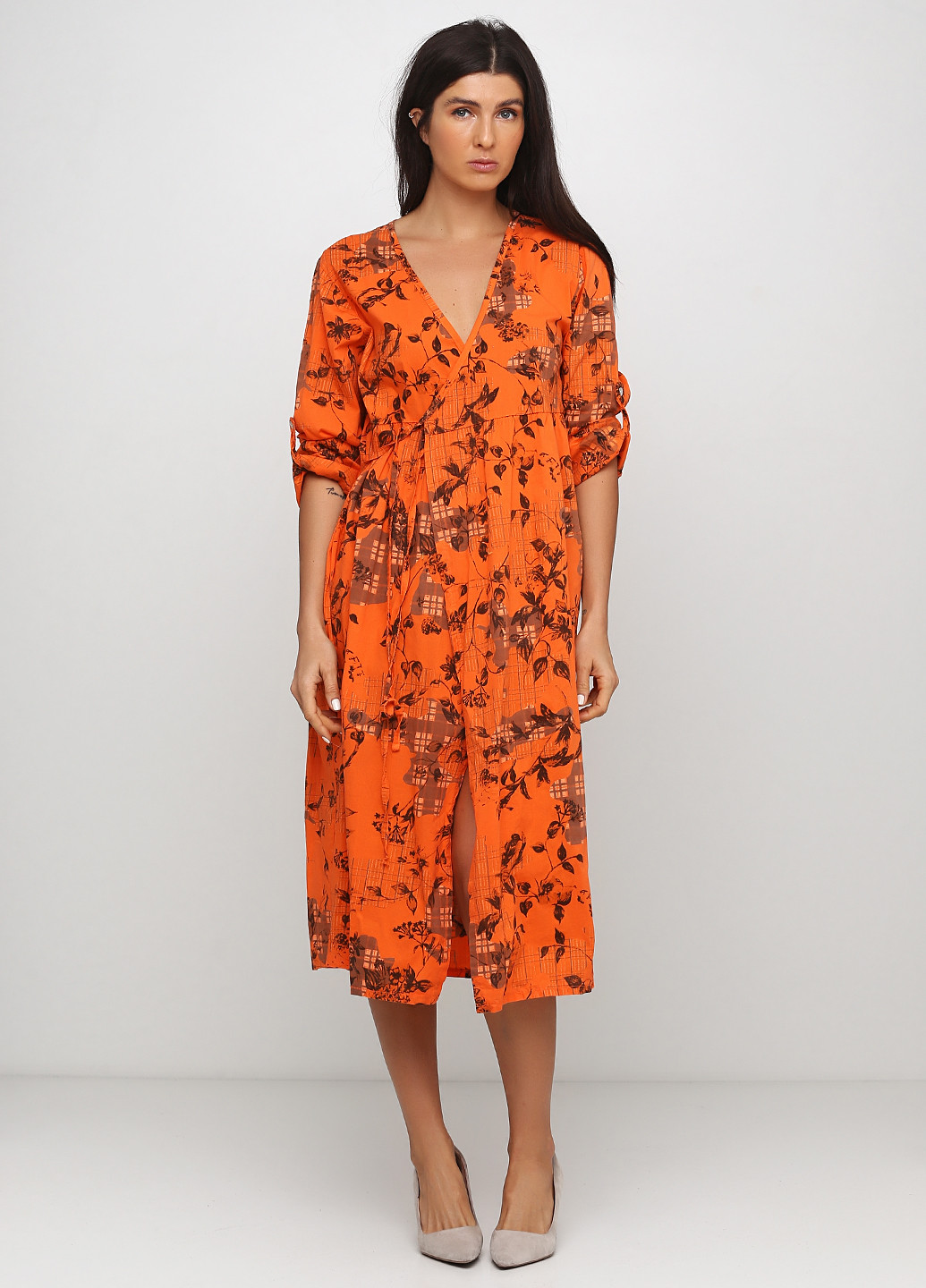 Оранжевое кэжуал платье на запах New Collection с абстрактным узором