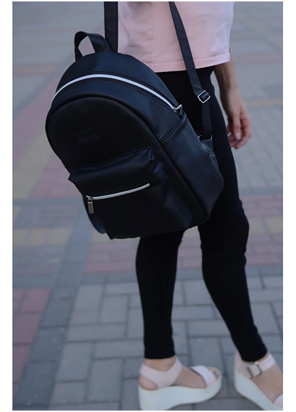 Жіночій рюкзак 35х12х25 см Sambag (252155047)