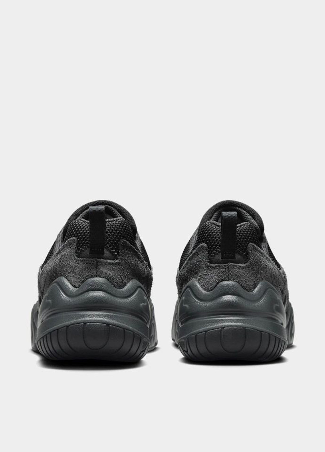Чорні всесезон кросівки Nike TECH HERA