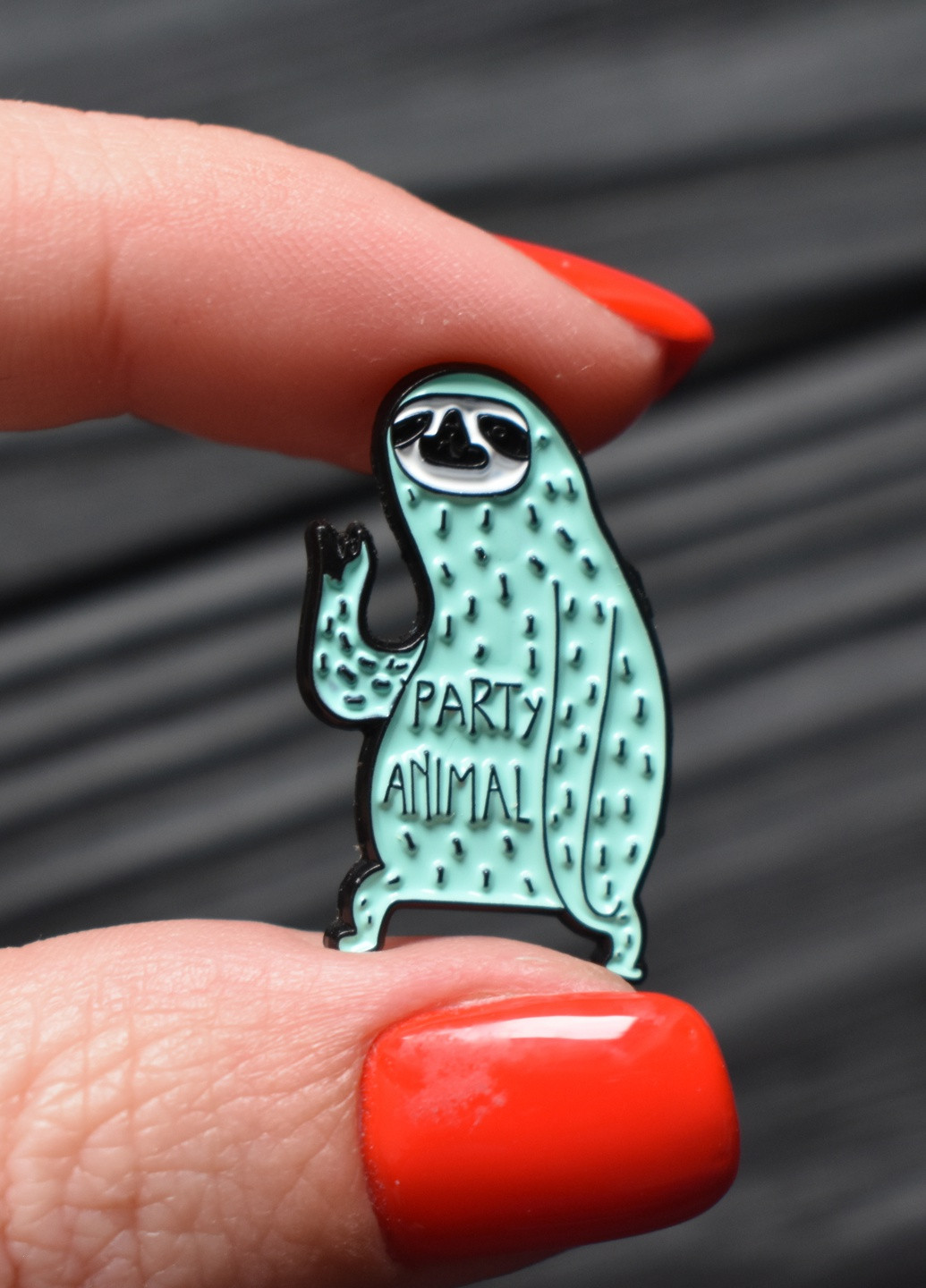Металевий значок, пін, брошка "Лінівець. Party animal" Westwood Decor (252718869)