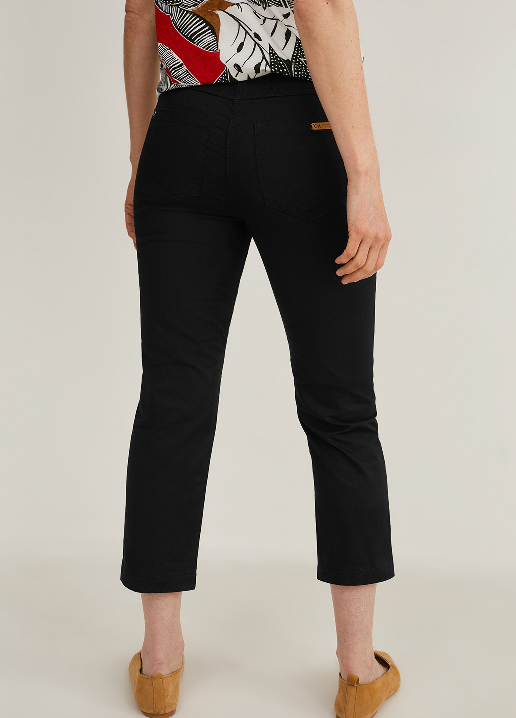 Черные кэжуал летние укороченные брюки C&A