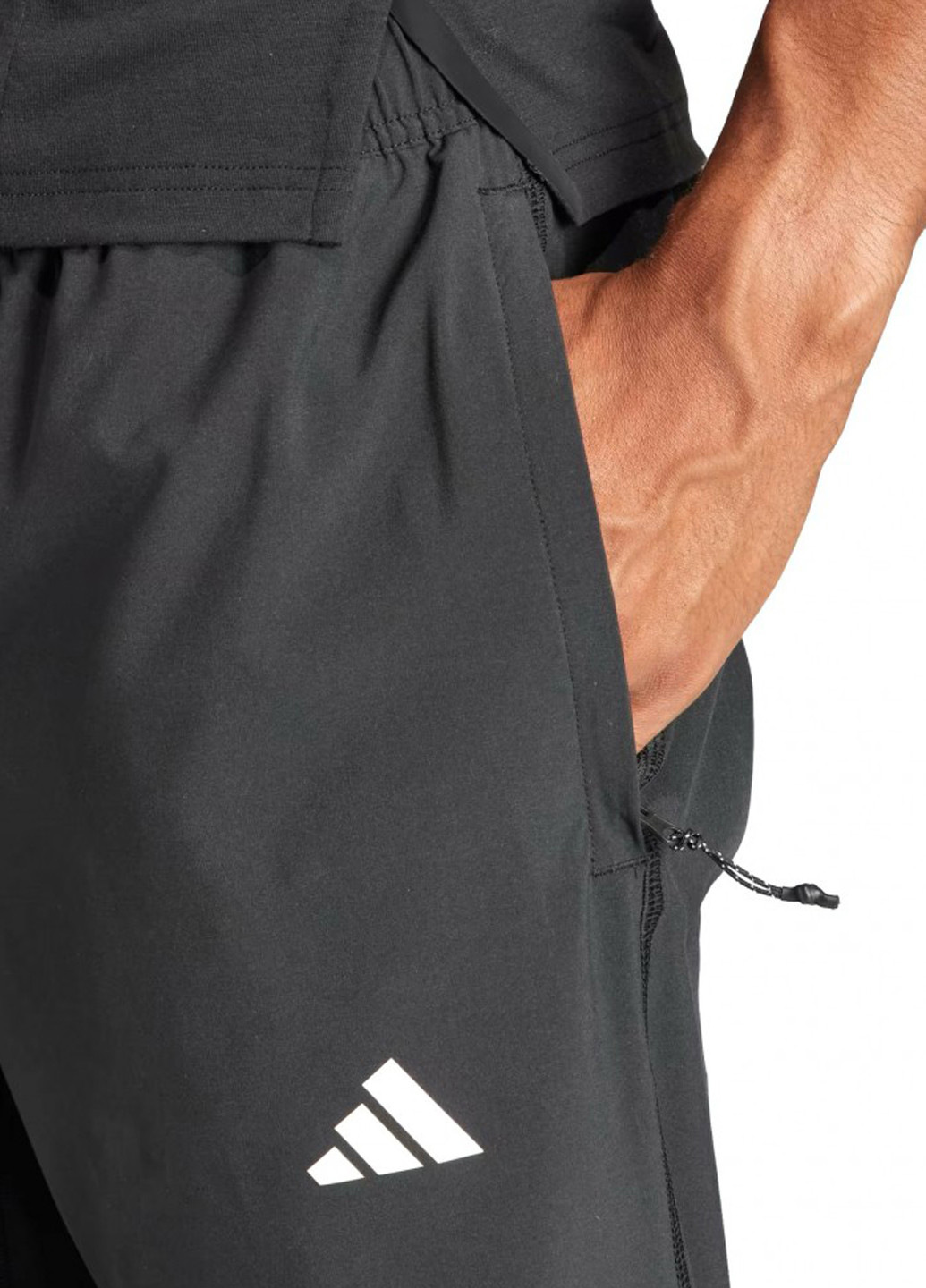 Черные спортивные демисезонные джоггеры брюки adidas
