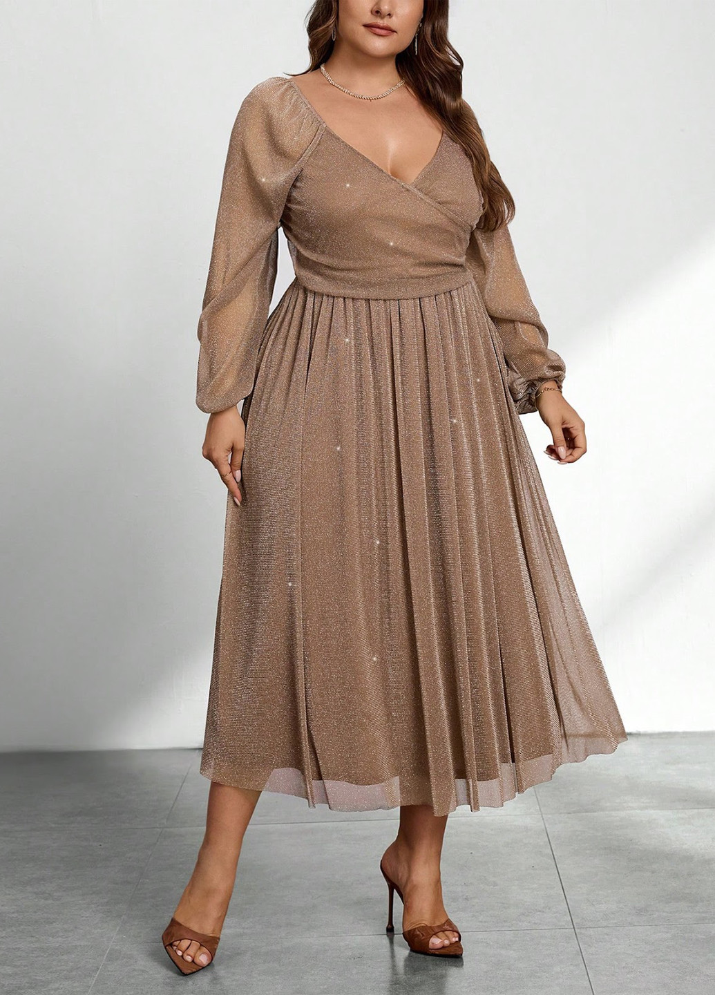 Коричневое вечернее платье на запах SHEIN однотонное