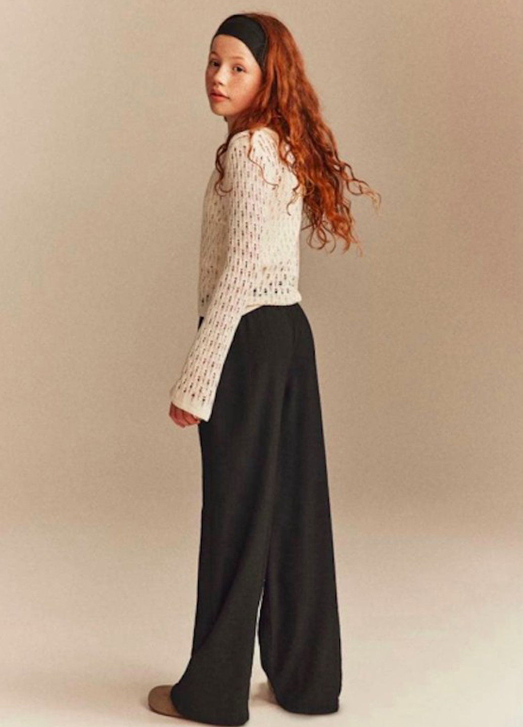 Черные кэжуал демисезонные прямые брюки H&M