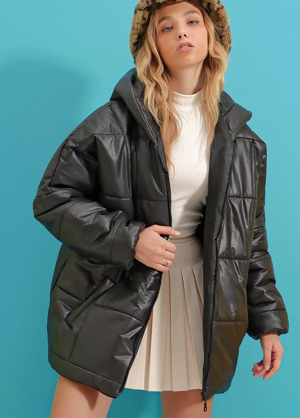 Черная зимняя куртка Trend Alacati Stili