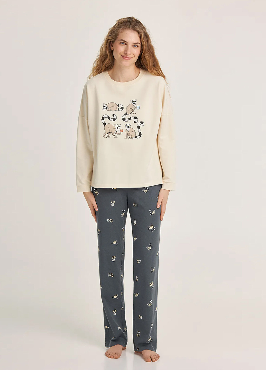 Айворі демісезонний комплект (лонгслів, штани) Ellen