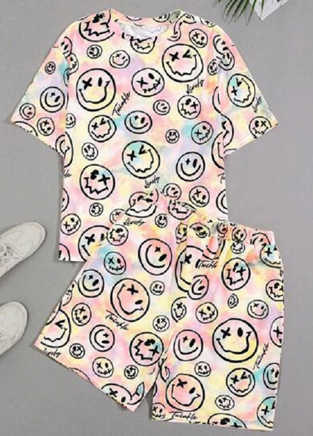 Розовый летний костюм (футболка, шорти) SHEIN