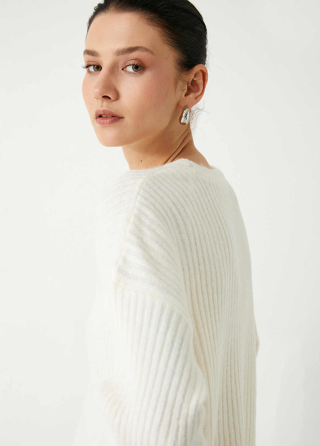 Молочный демисезонный пуловер пуловер KOTON