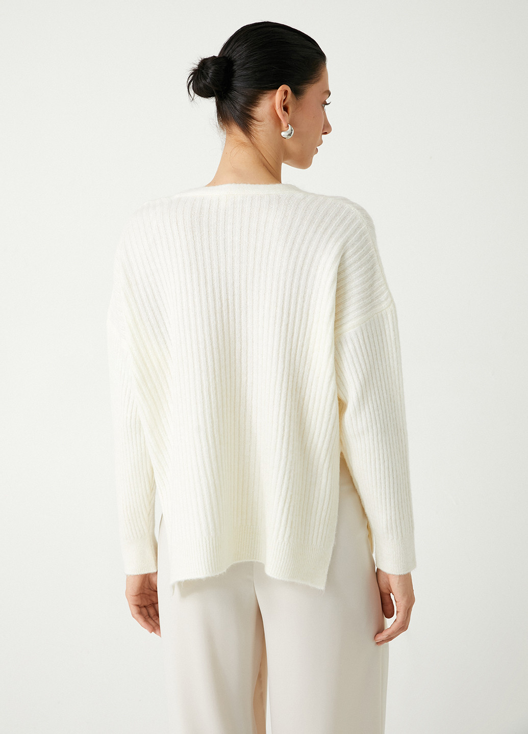 Молочный демисезонный пуловер пуловер KOTON