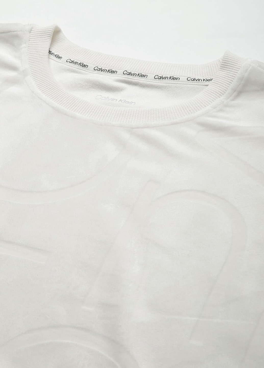 Молочный свитшот Calvin Klein логотип без декора (343081625)