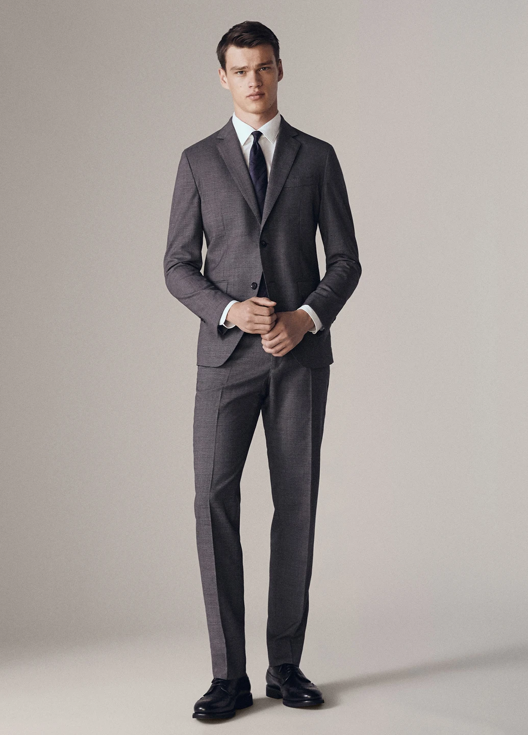 Темно-серые классические демисезонные прямые брюки Massimo Dutti