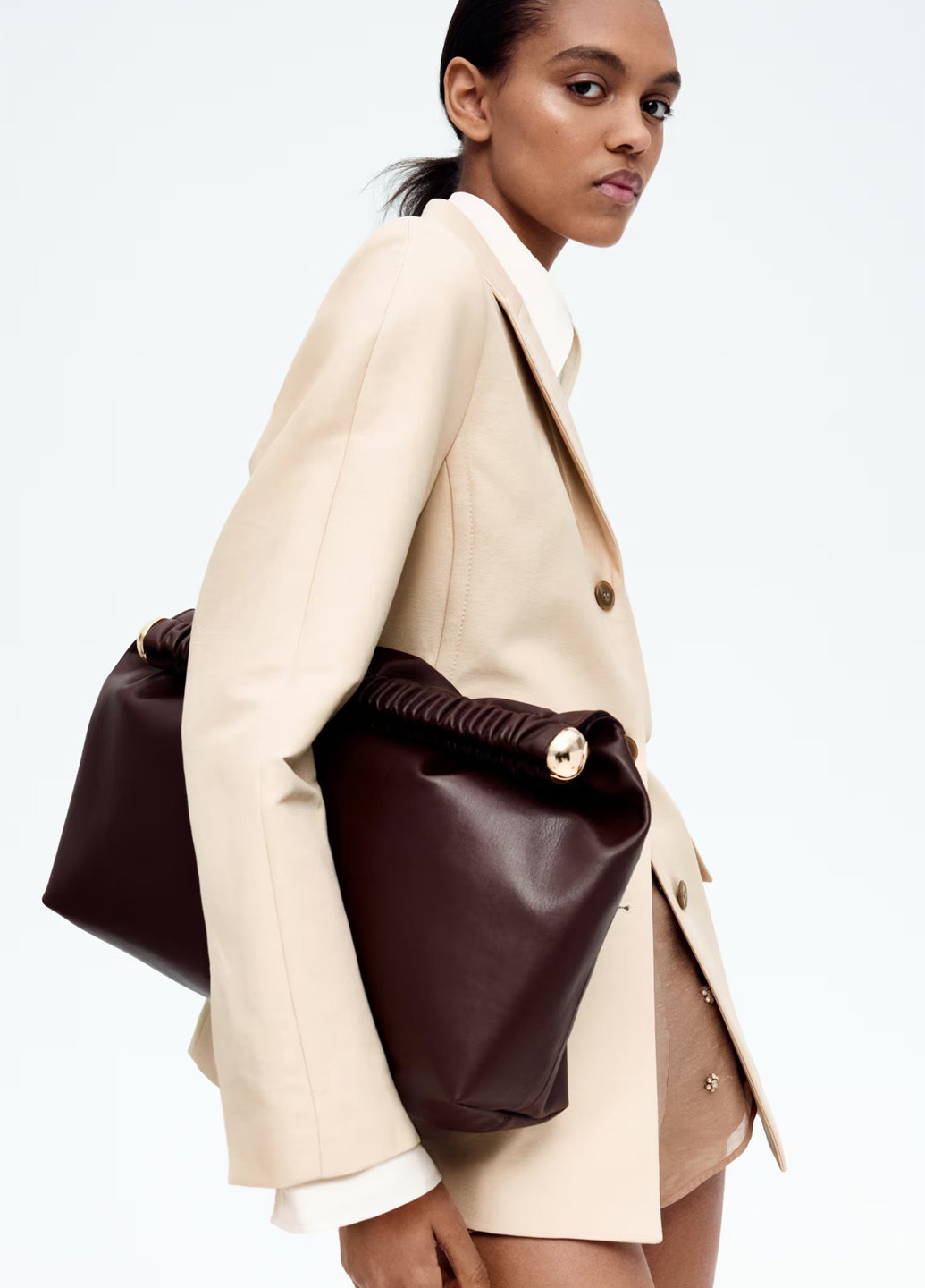 Бежевый женский жакет H&M однотонный - демисезонный