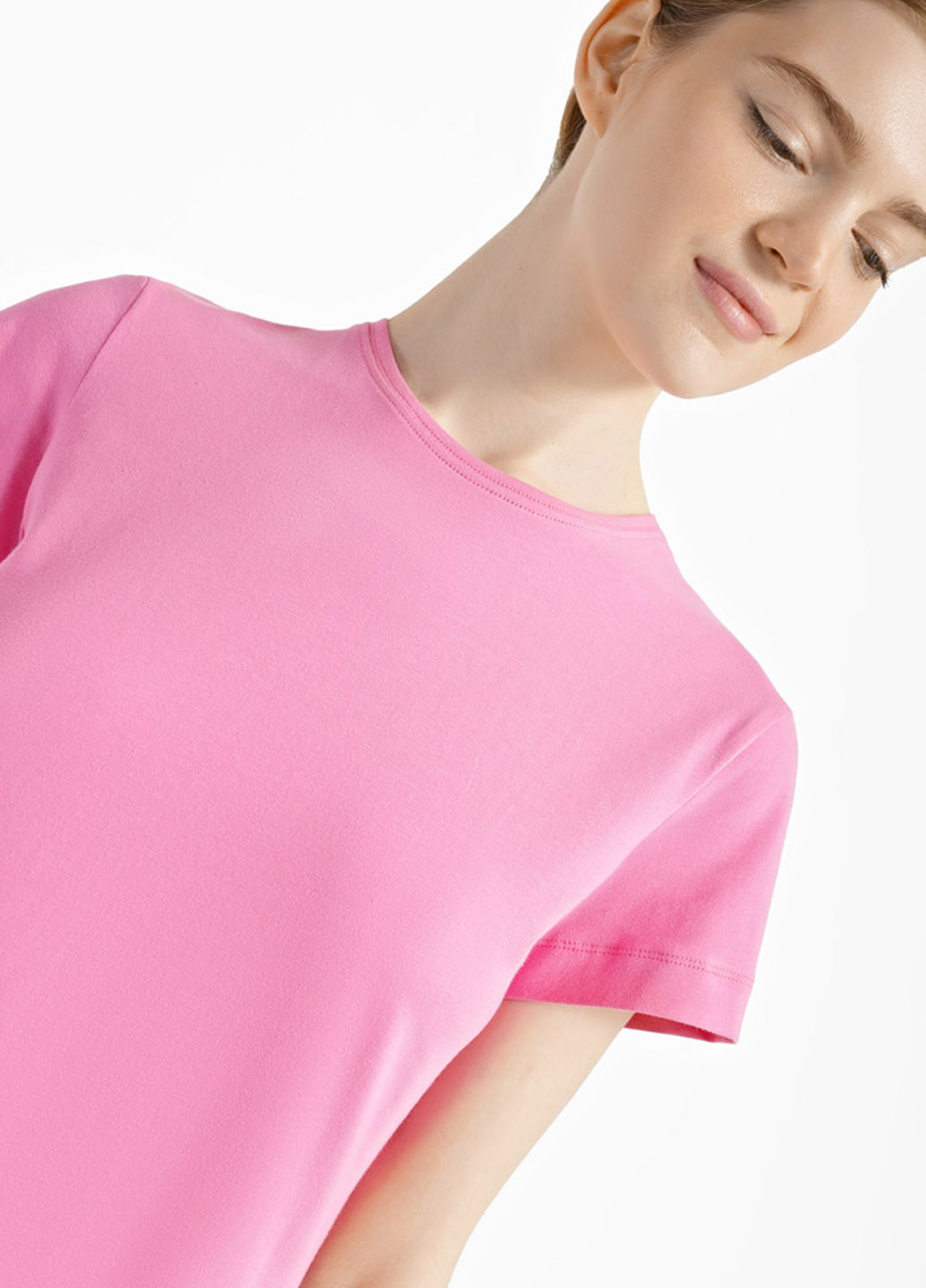 Розовая летняя футболка Promin