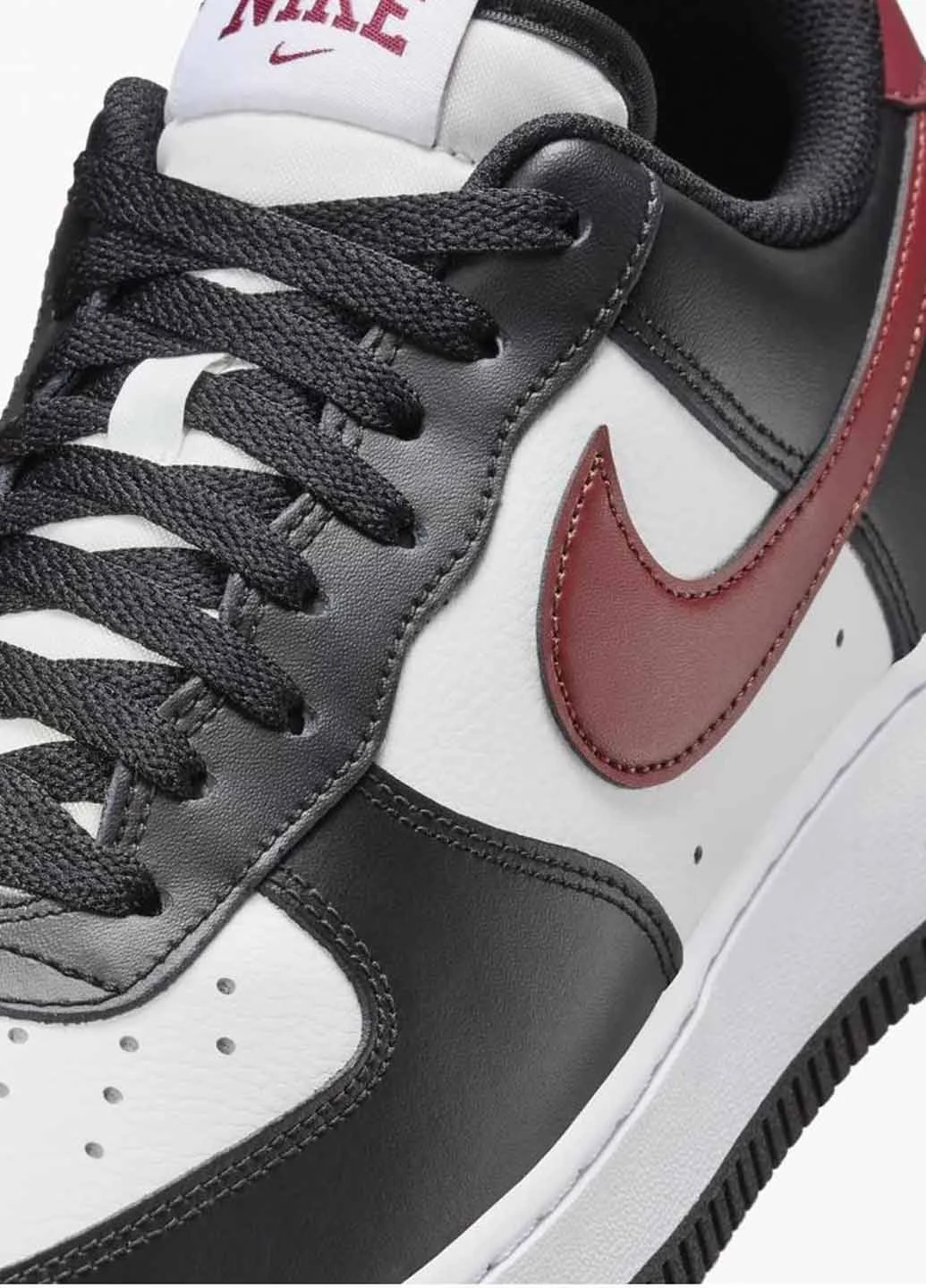 Чорно-білі кросівки fz4615-001 демісезон Nike Air Force 1 Low Black Red