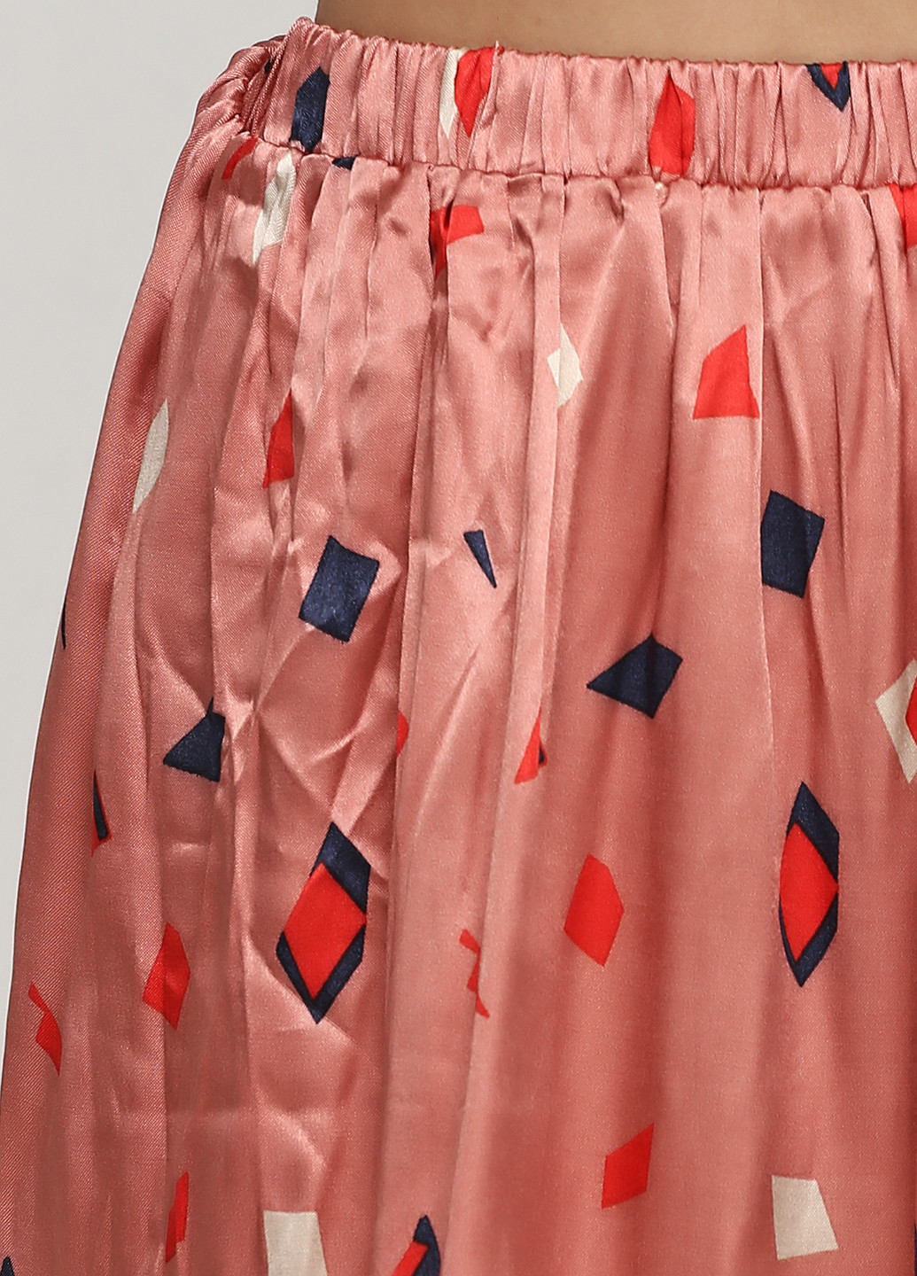 Персиковая кэжуал с рисунком юбка MSCH клешированная