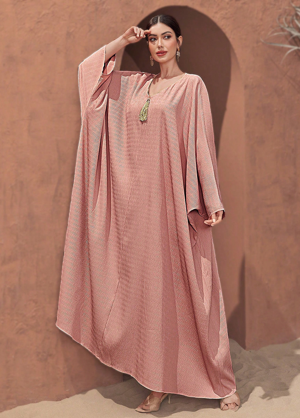 Светло-розовое кэжуал платье SHEIN однотонное