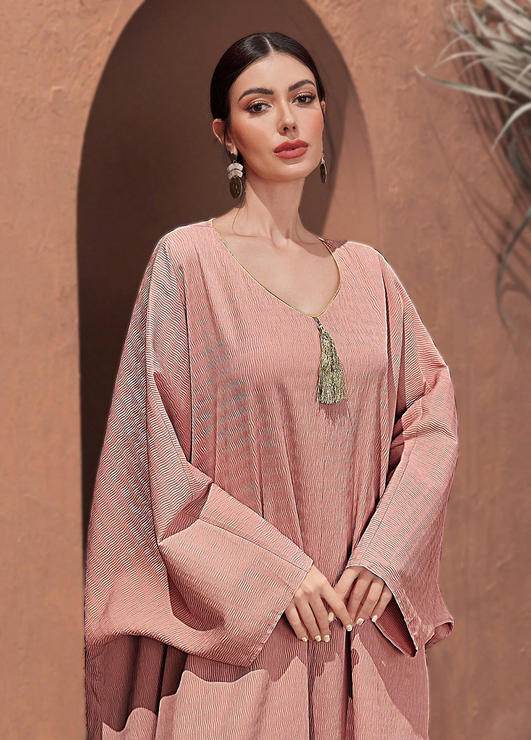 Светло-розовое кэжуал платье SHEIN однотонное