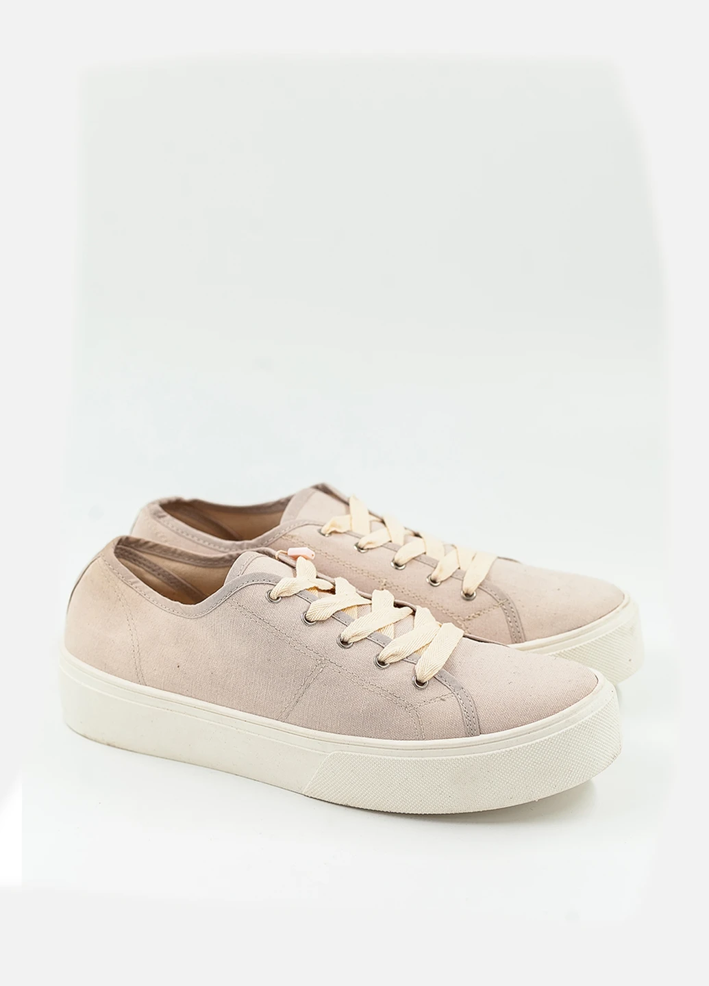 Бежевые кеды Pull & Bear