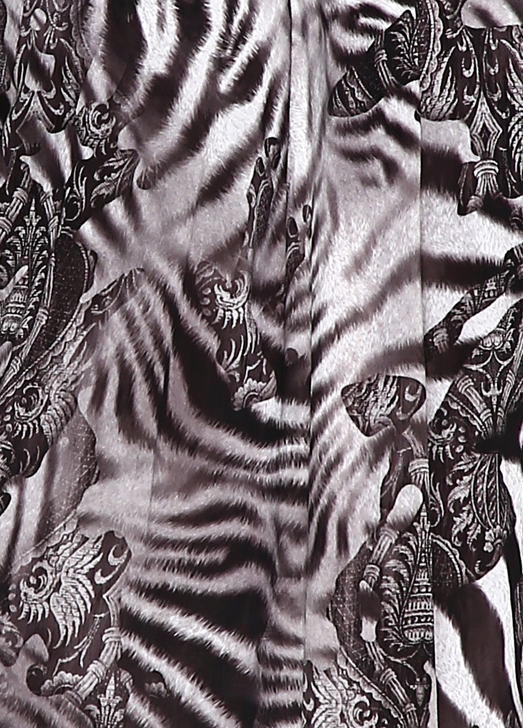 Серое кэжуал платье Sassofono с абстрактным узором