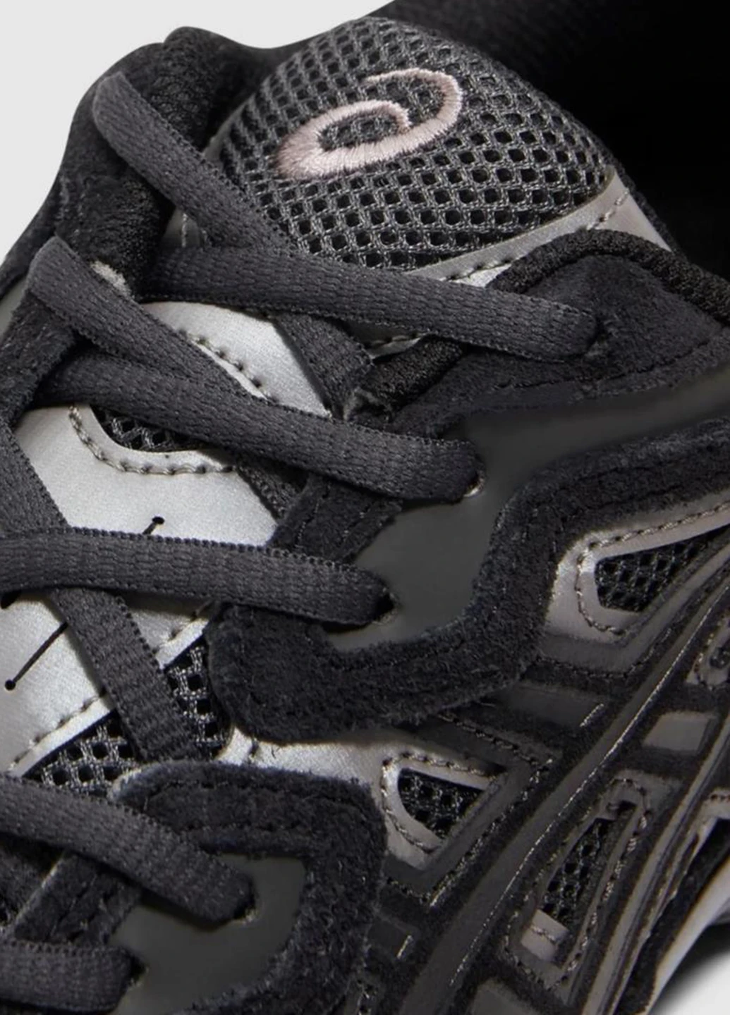 Чорні кросівки 1201a789-020 демісезон Asics Gel-Nyc Sneaker Black