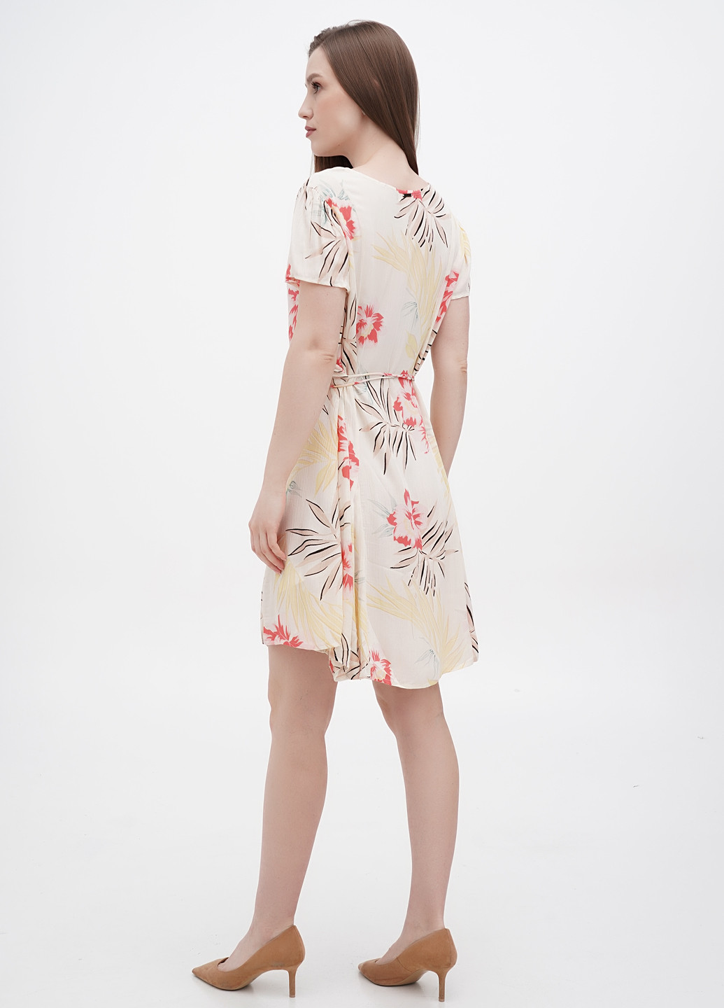 Светло-бежевое кэжуал платье Billabong с цветочным принтом
