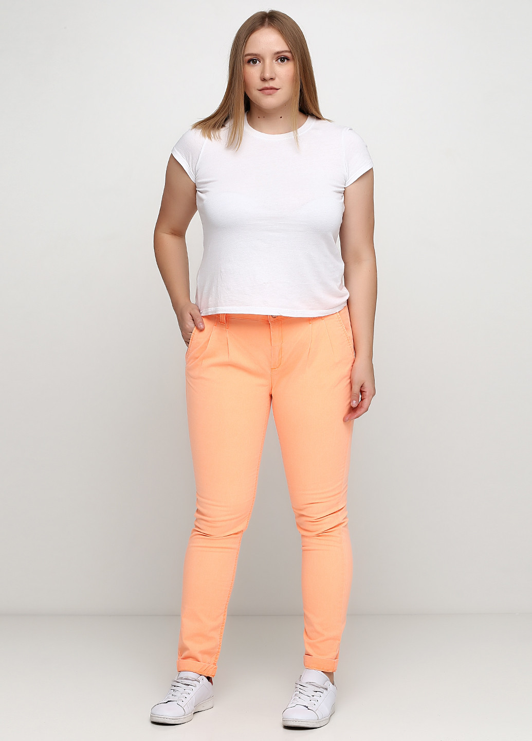 Оранжевые кэжуал демисезонные зауженные брюки Amy Gee