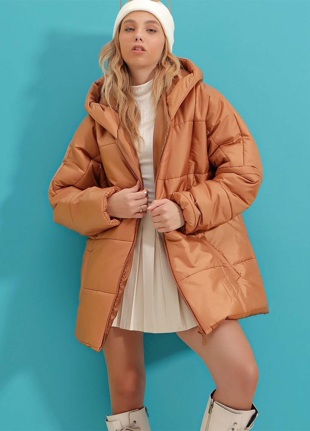 Светло-коричневая зимняя куртка Trend Alacati Stili