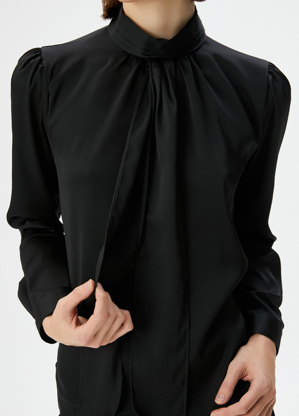Чорна блуза KOTON