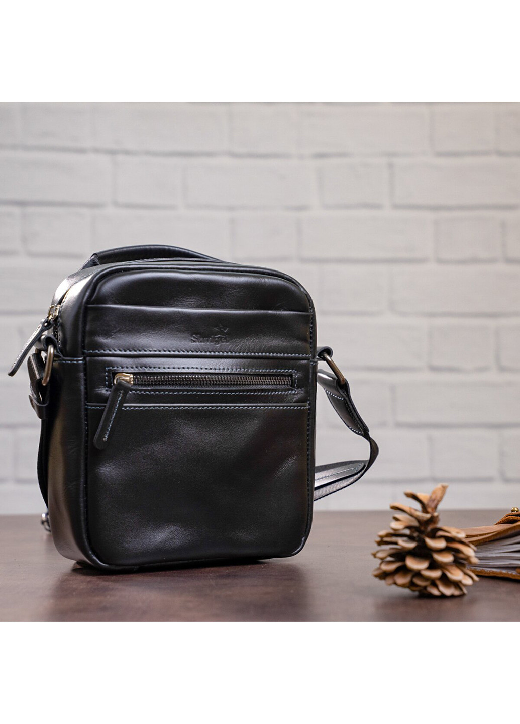 Чоловіча шкіряна сумка 18х21х7,5 см Shvigel (229459237)