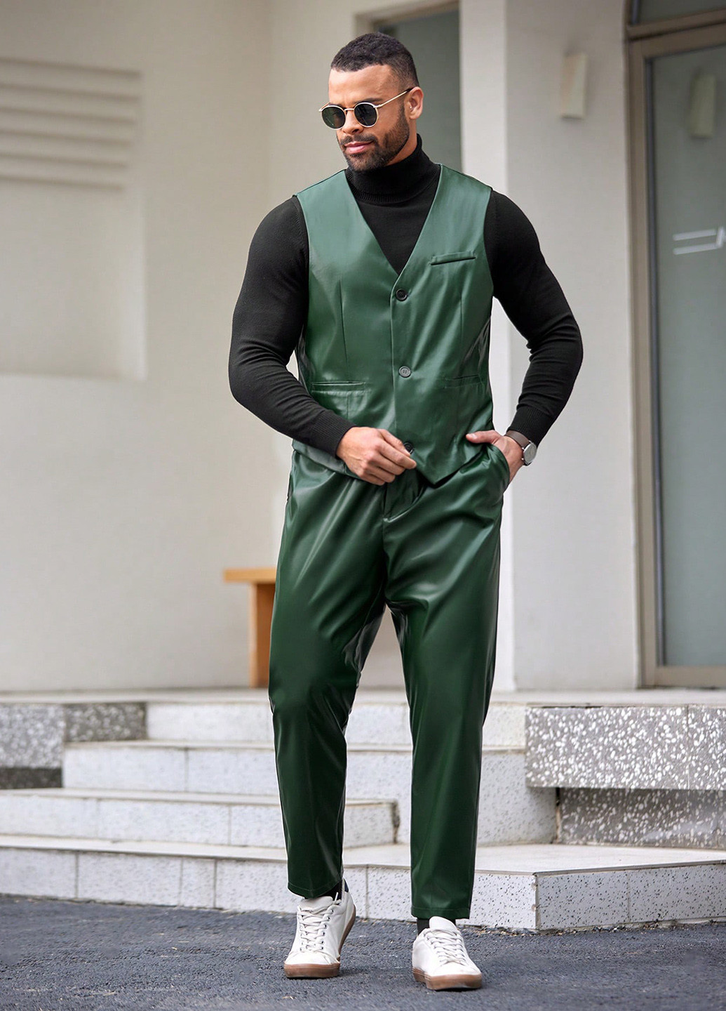 Темно-зелений демісезонний костюм (жилет, штани) брючний SHEIN
