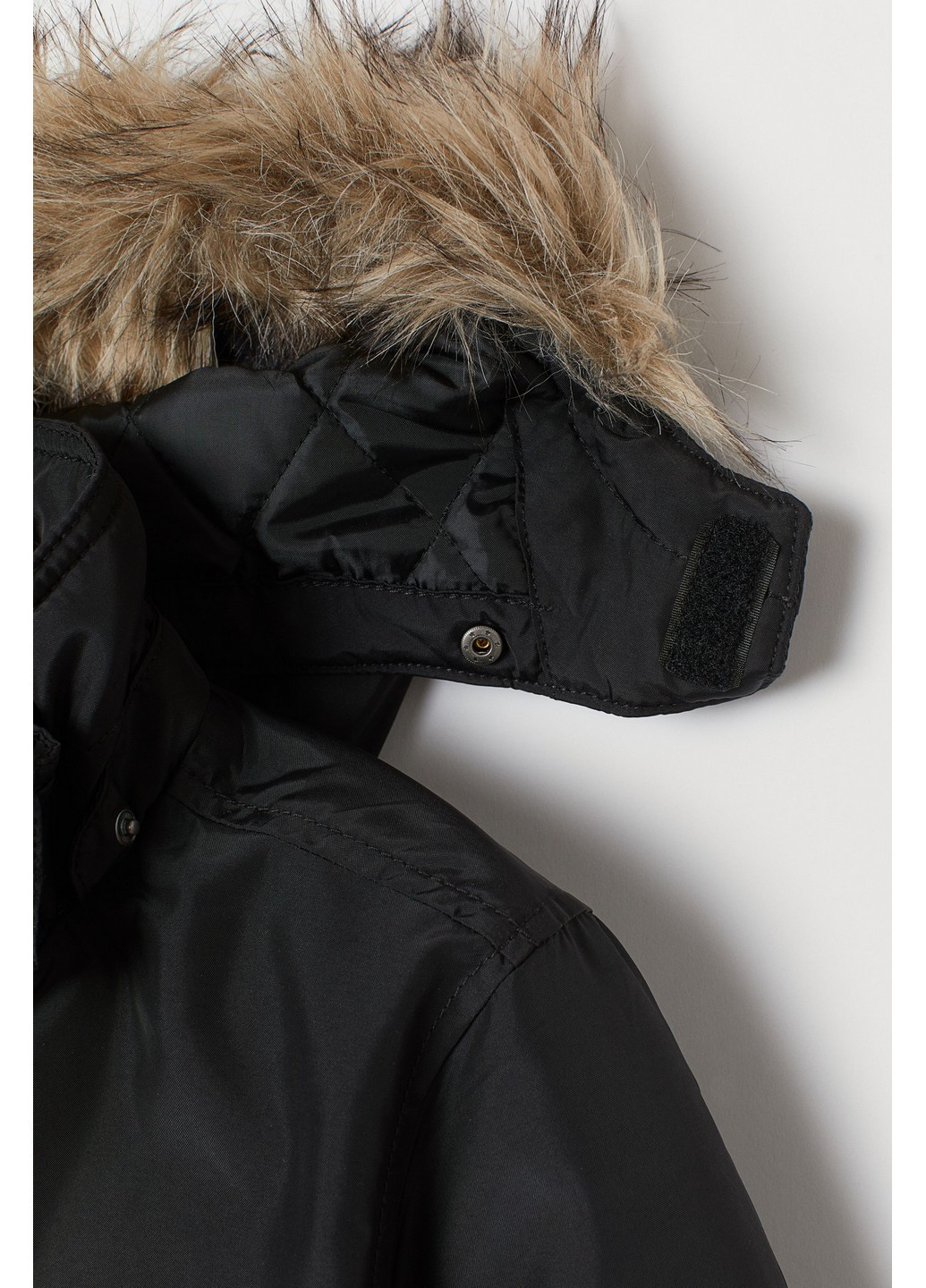 Черная зимняя куртка парка H&M