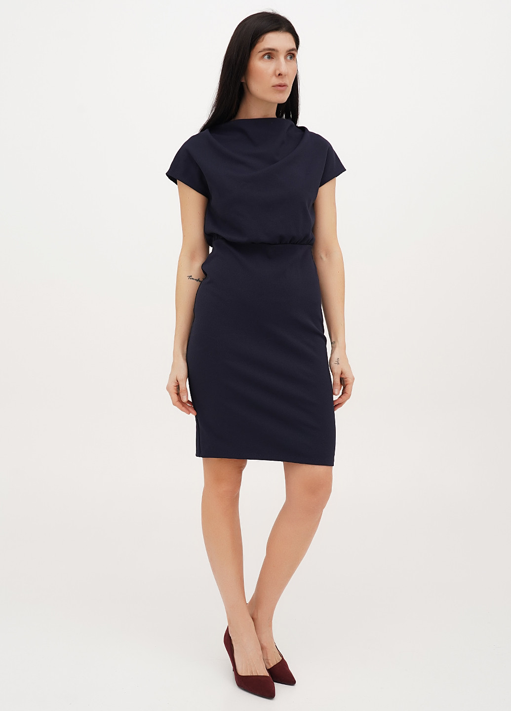 Темно-синее деловое, кэжуал платье футляр No Brand однотонное