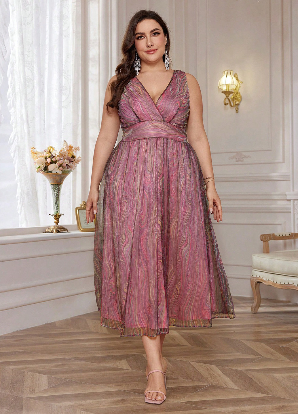 Розово-лиловое праздничный, вечернее, кэжуал платье на запах, а-силуэт, с открытой спиной SHEIN с абстрактным узором