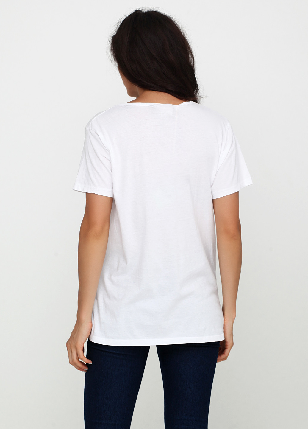 Белая летняя футболка Vailent