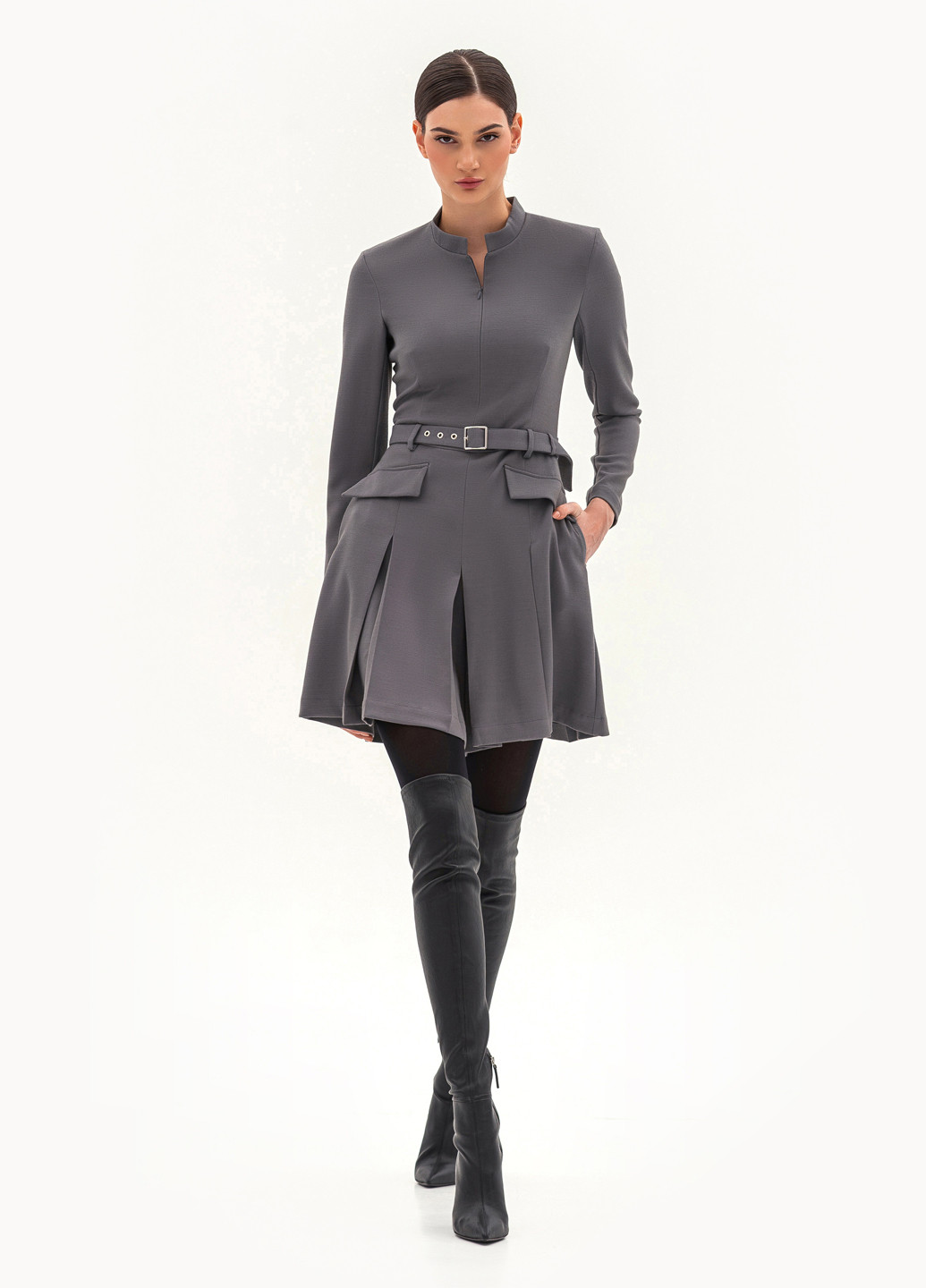 Платье-комбинезон BGL комбинезон-шорты однотонный серый деловой, кэжуал вискоза