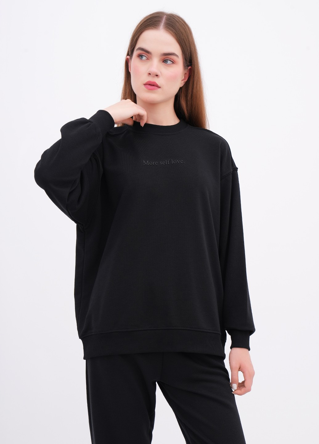 Чорний світшот EQUILIBRI однотонний тиснення (346898634)