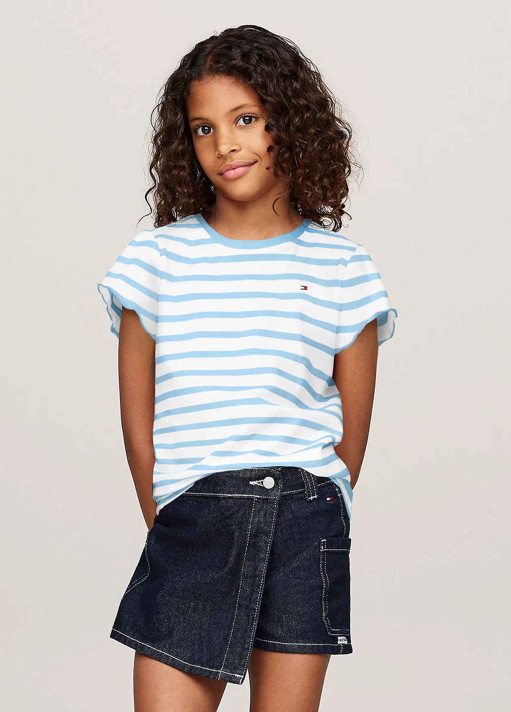 Белая летняя футболка Tommy Hilfiger