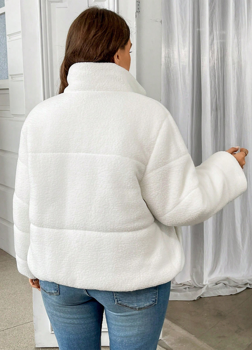 Біла зимня куртка SHEIN