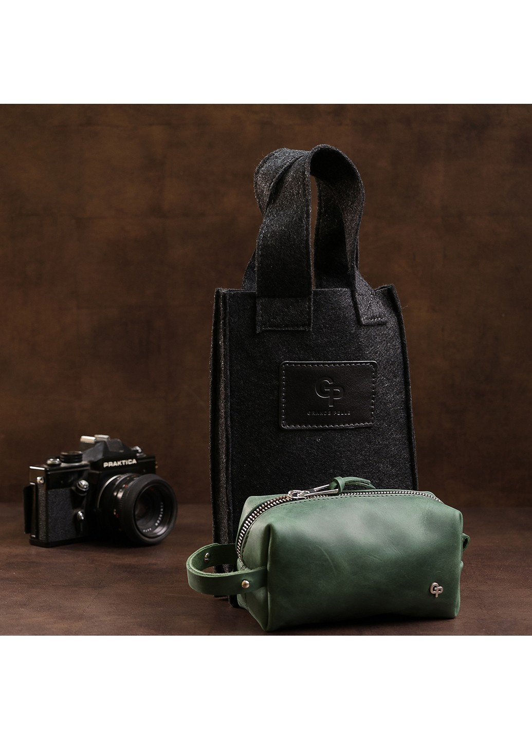 Косметичка кожаная Grande Pelle (252086305)