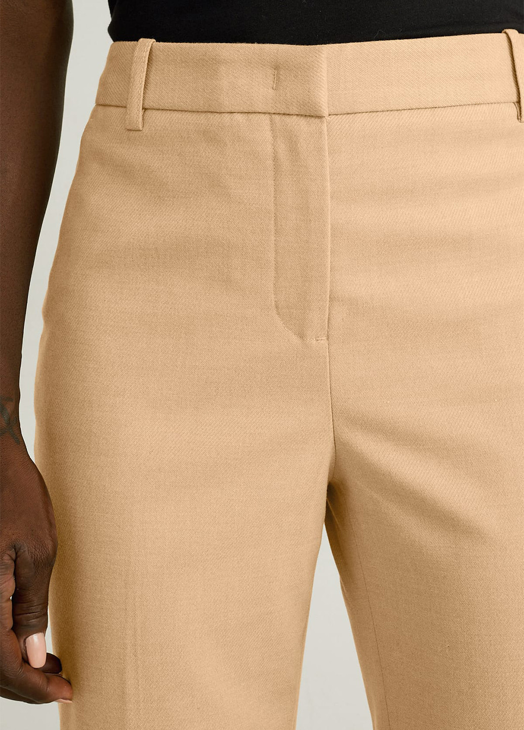Бежевые классические демисезонные прямые брюки C&A