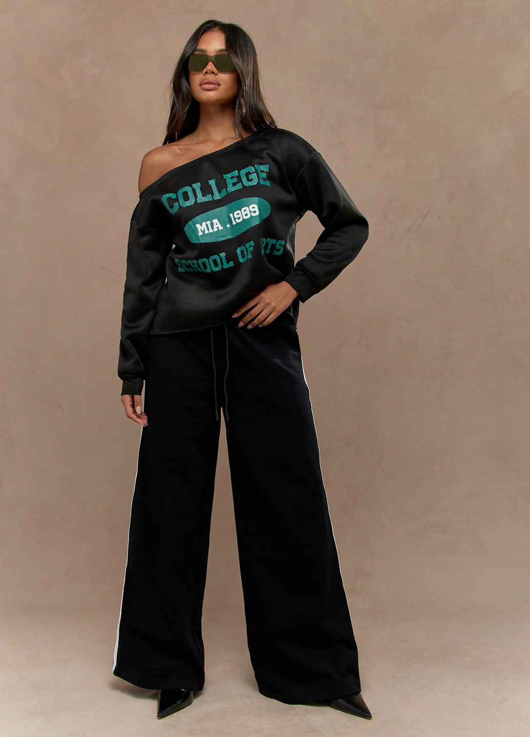 Черный свитшот SHEIN надпись без декора (342064066)