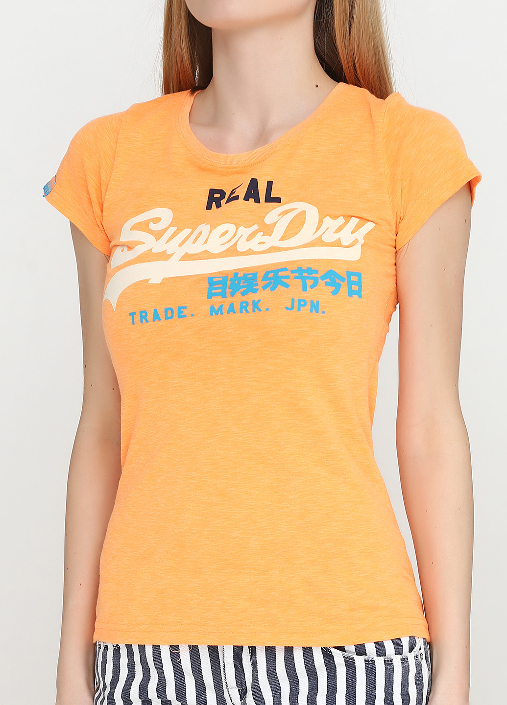 Оранжевая летняя футболка Superdry